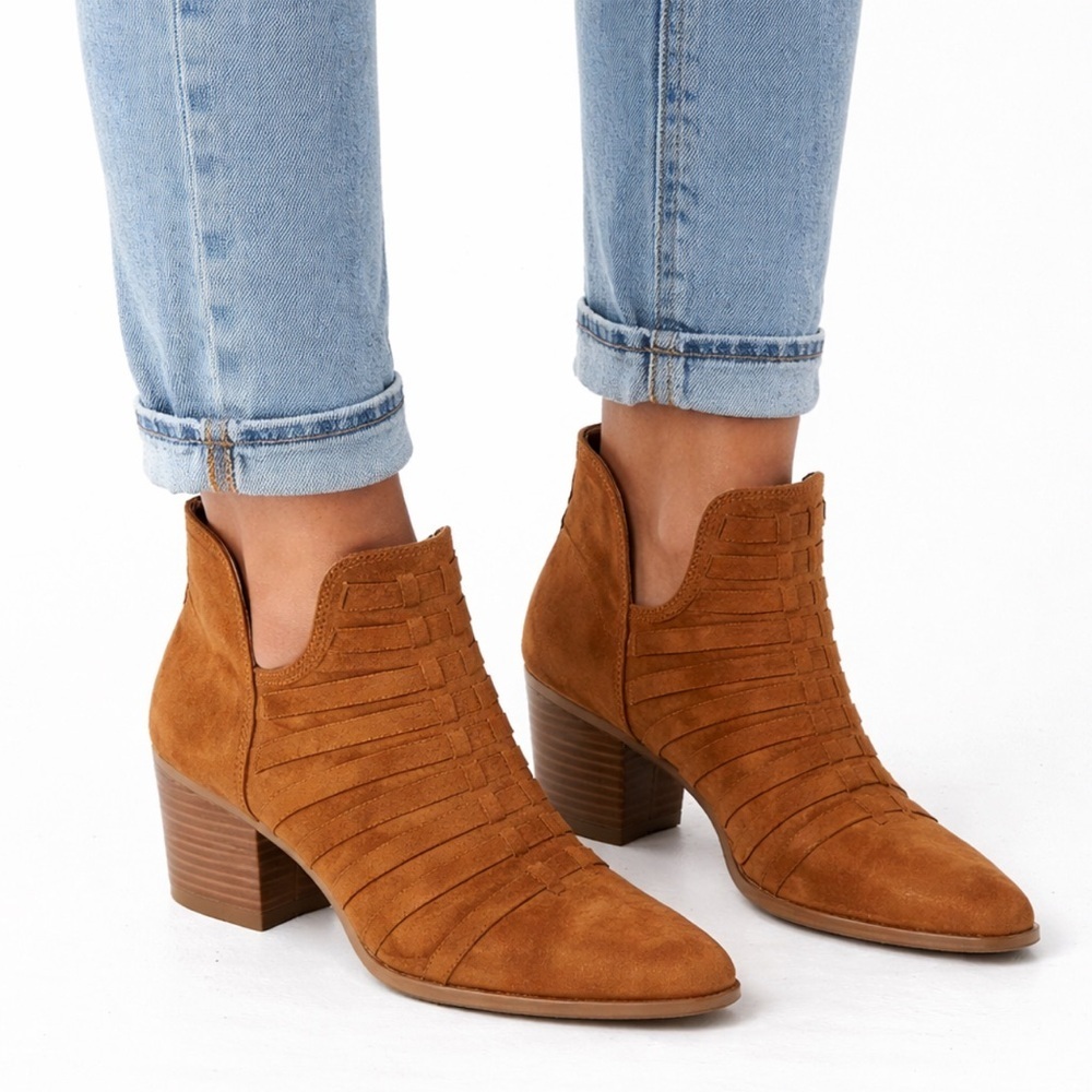 [Steve Madden] Brown Slip-On Bootie